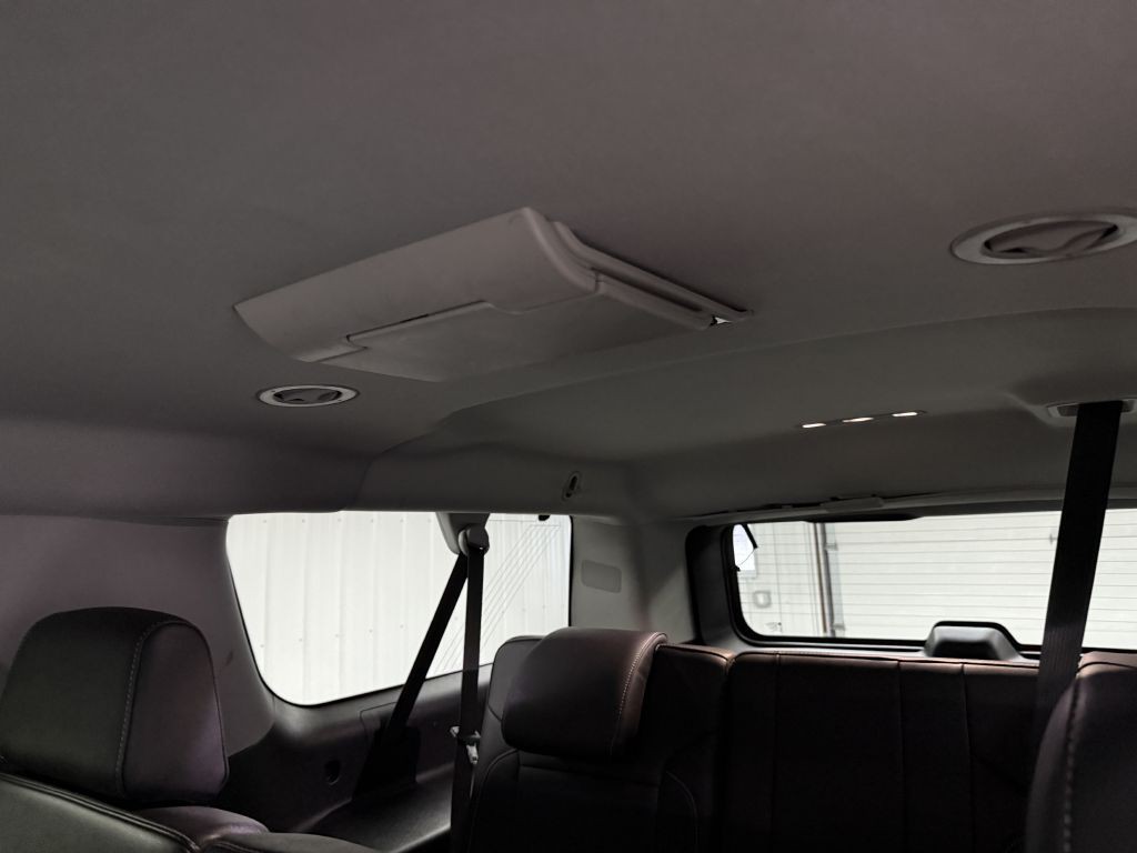 2019 Chevrolet Suburban Image 28