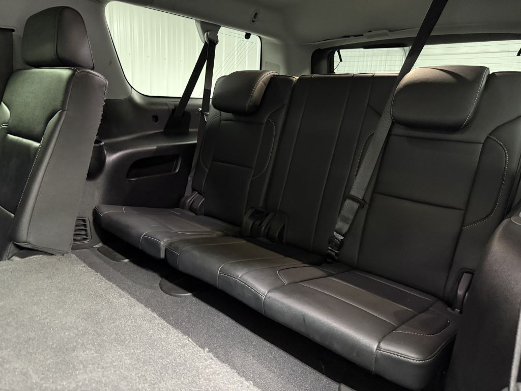 2019 Chevrolet Suburban Image 30