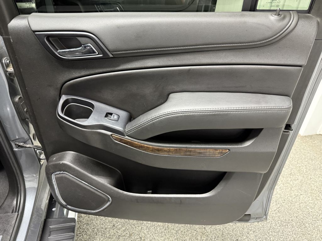 2019 Chevrolet Suburban Image 41