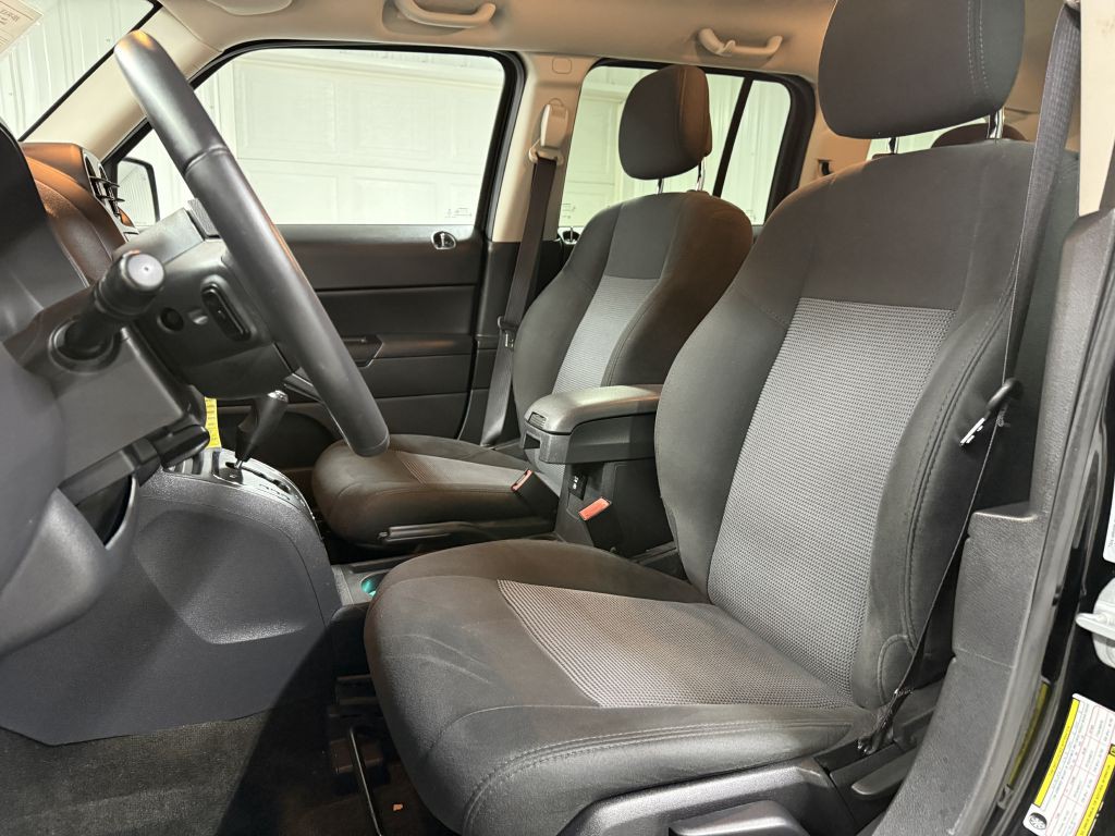 2016 Jeep Patriot Image 11