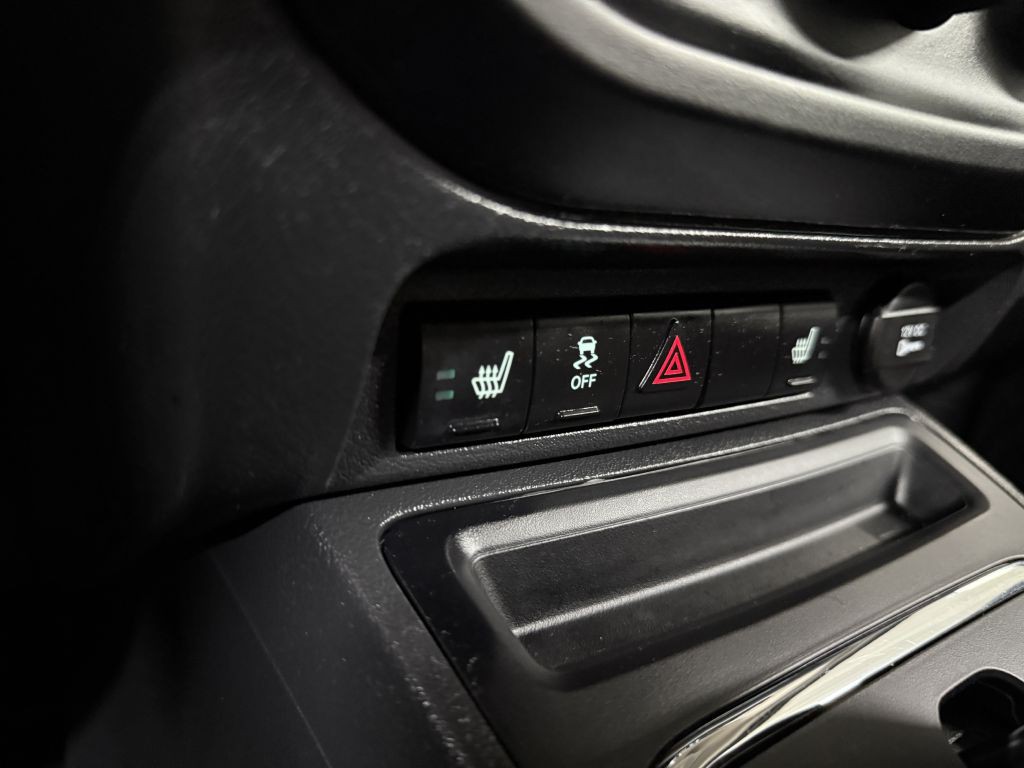 2016 Jeep Patriot Image 17