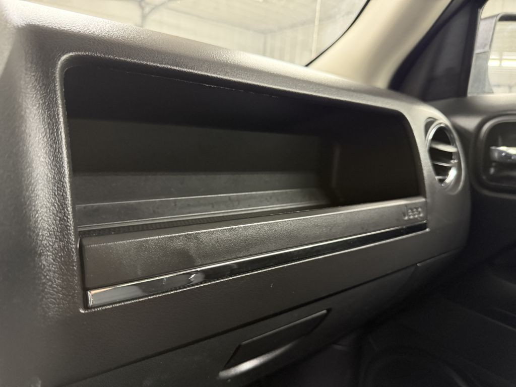 2016 Jeep Patriot Image 21