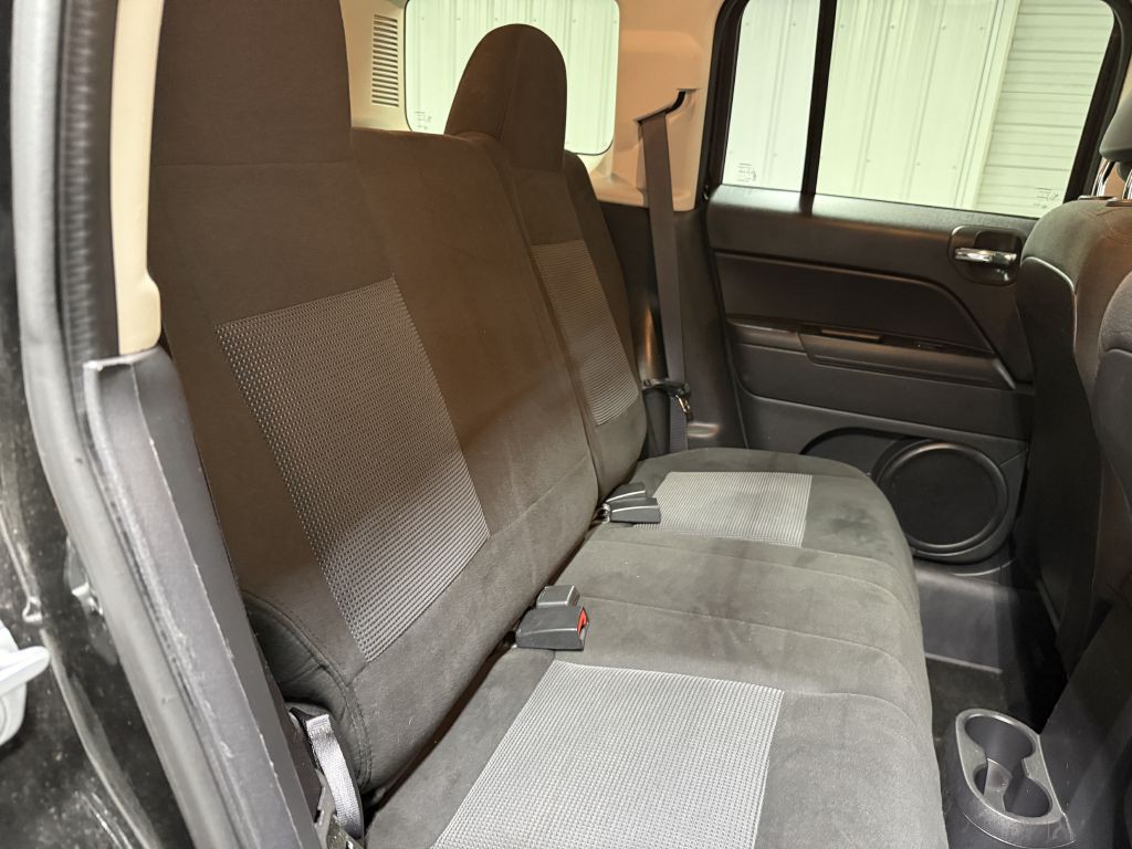 2016 Jeep Patriot Image 30