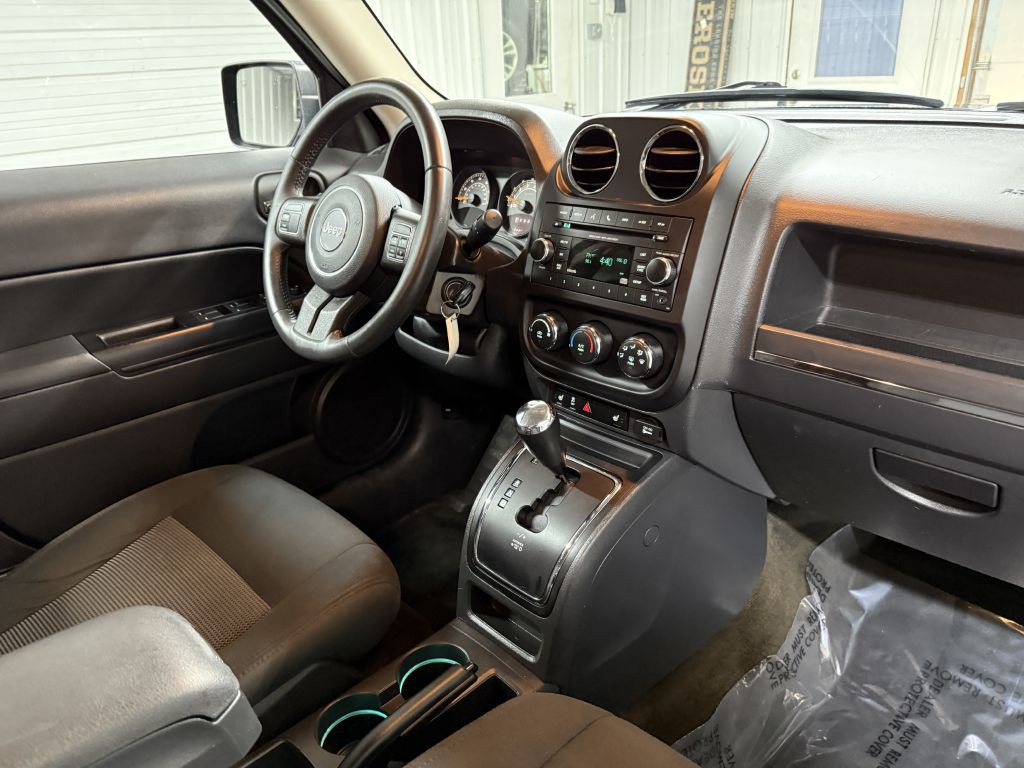2016 Jeep Patriot Image 33