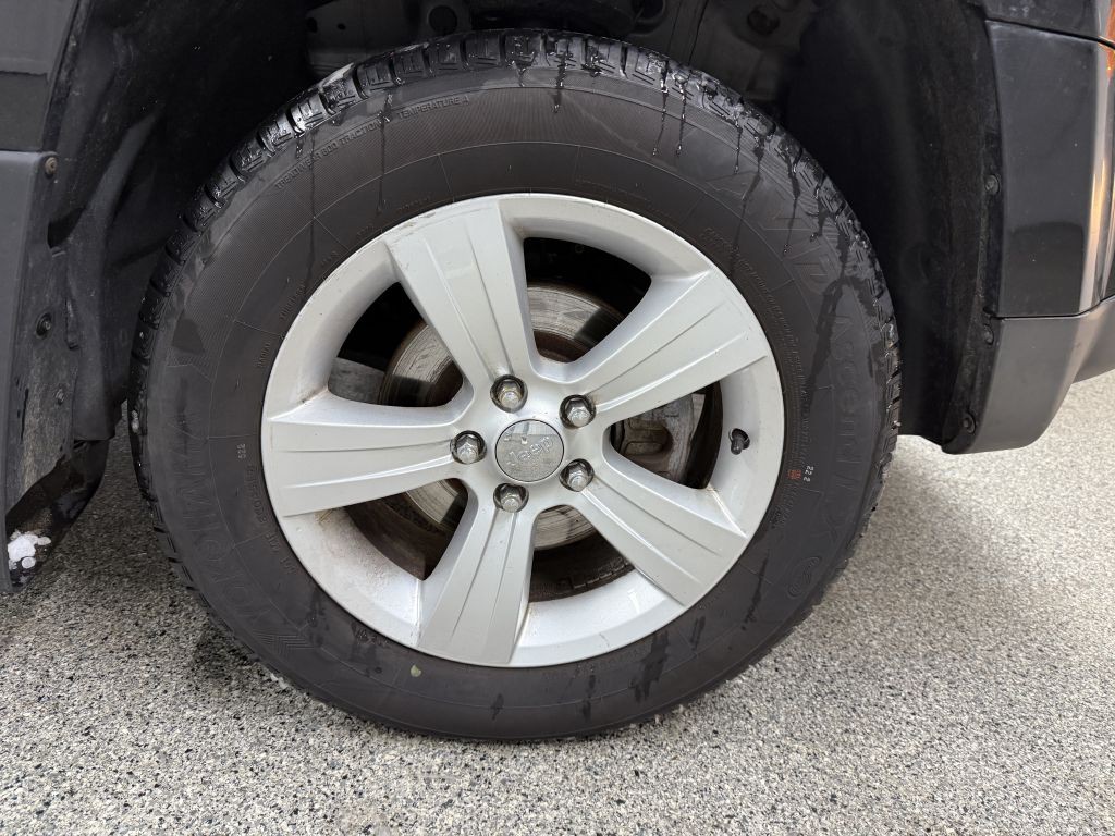 2016 Jeep Patriot Image 35