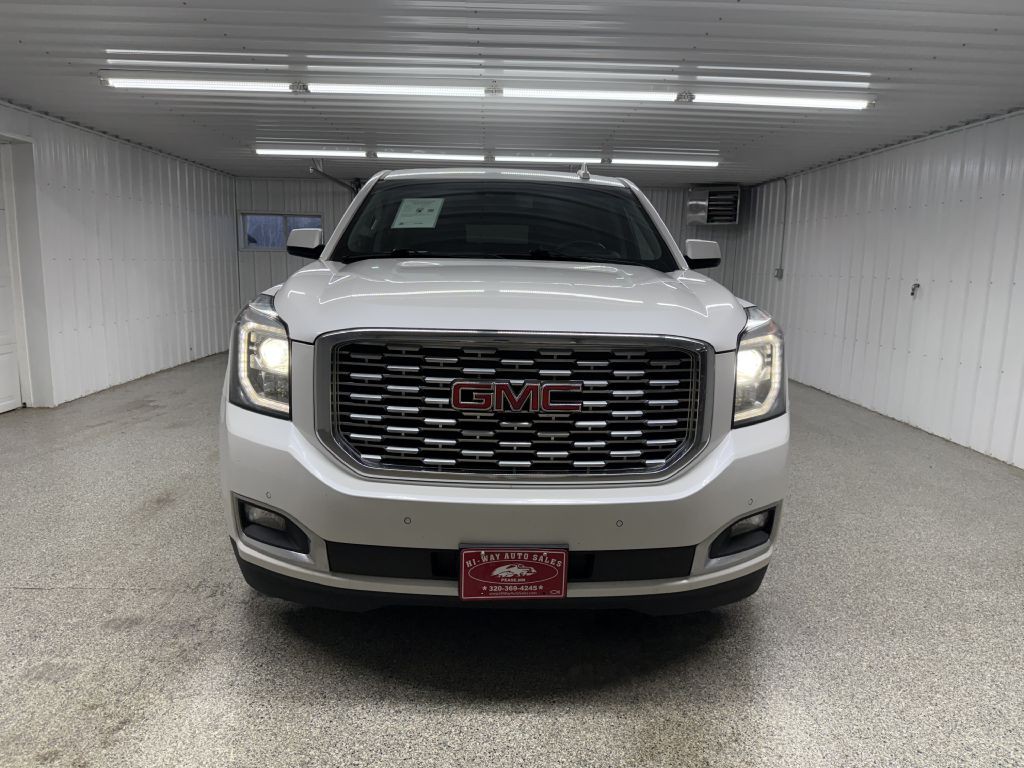2020 GMC Yukon Image 2