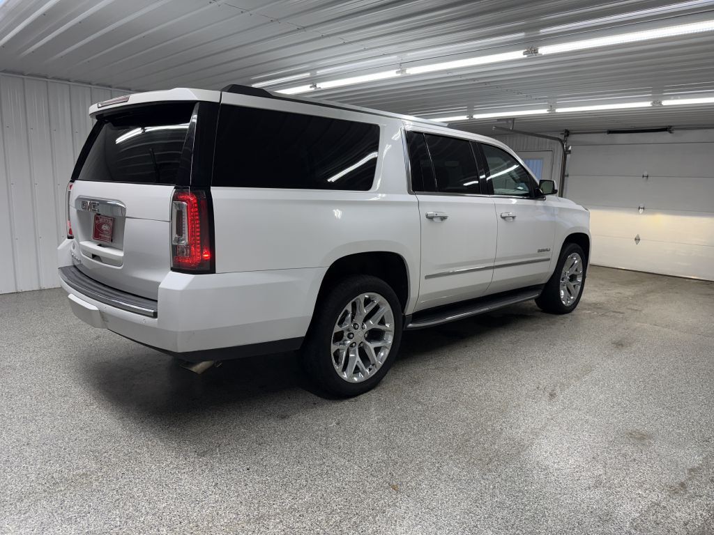 2020 GMC Yukon Image 6