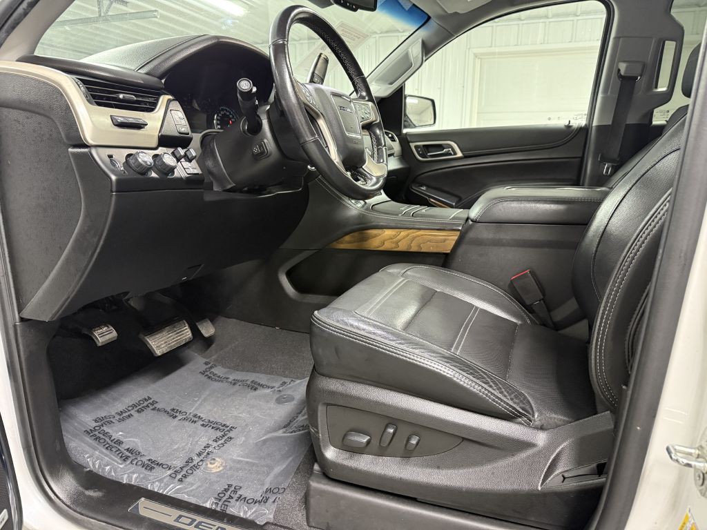 2020 GMC Yukon Image 10