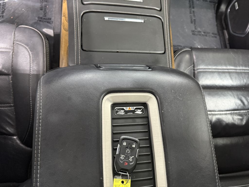 2020 GMC Yukon Image 26