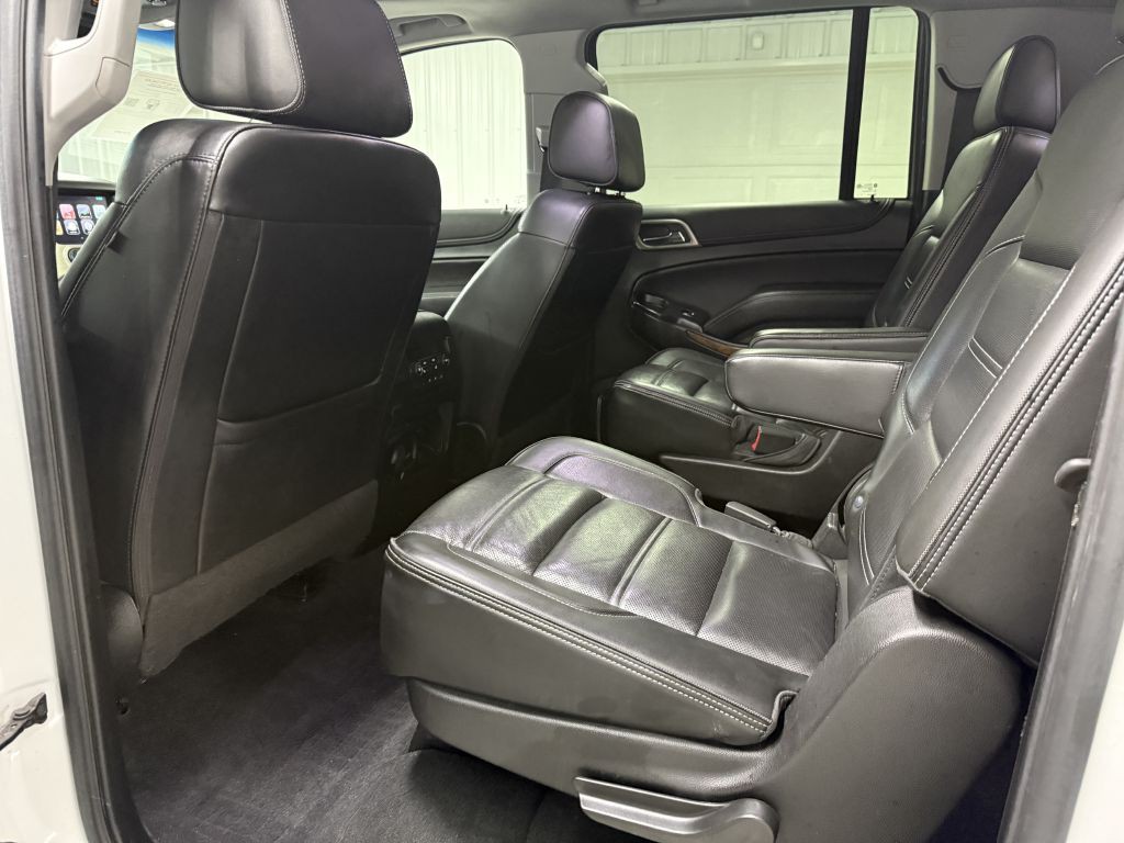 2020 GMC Yukon Image 29