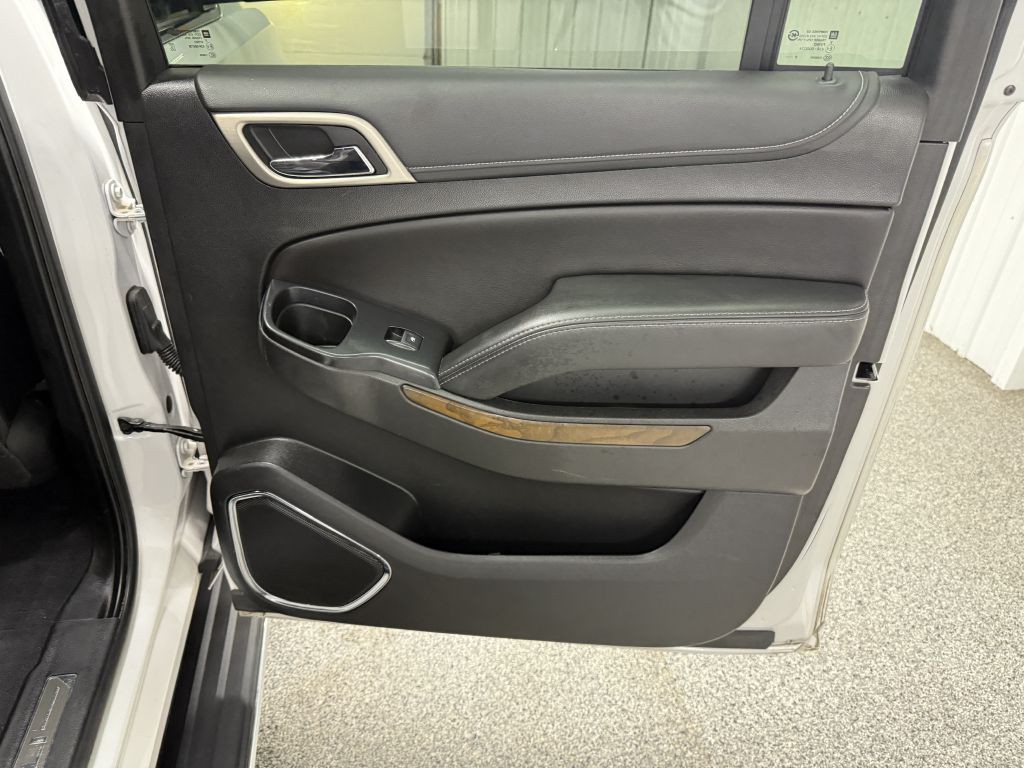 2020 GMC Yukon Image 40