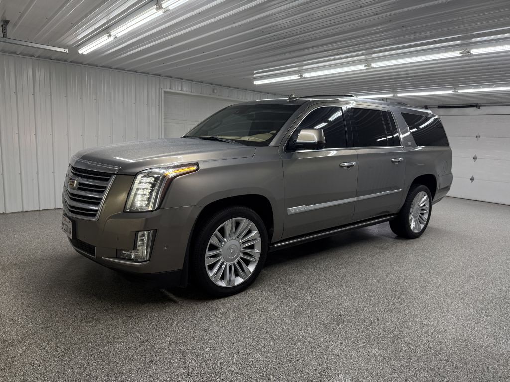 2018 Cadillac Escalade Image 3