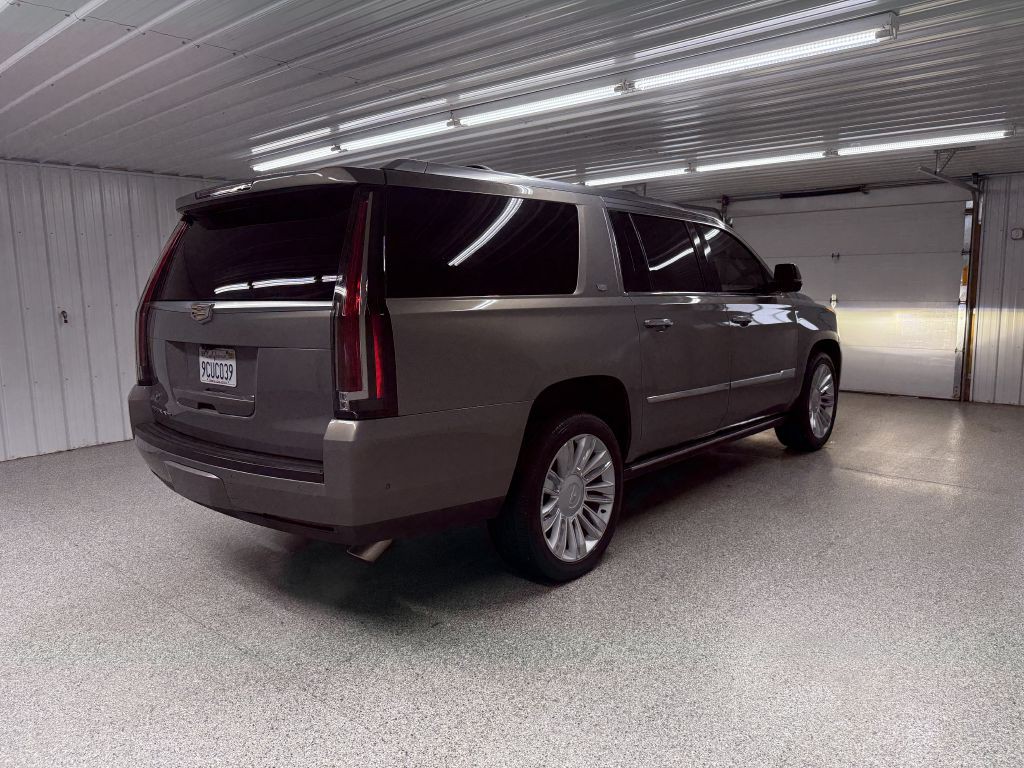 2018 Cadillac Escalade Image 6