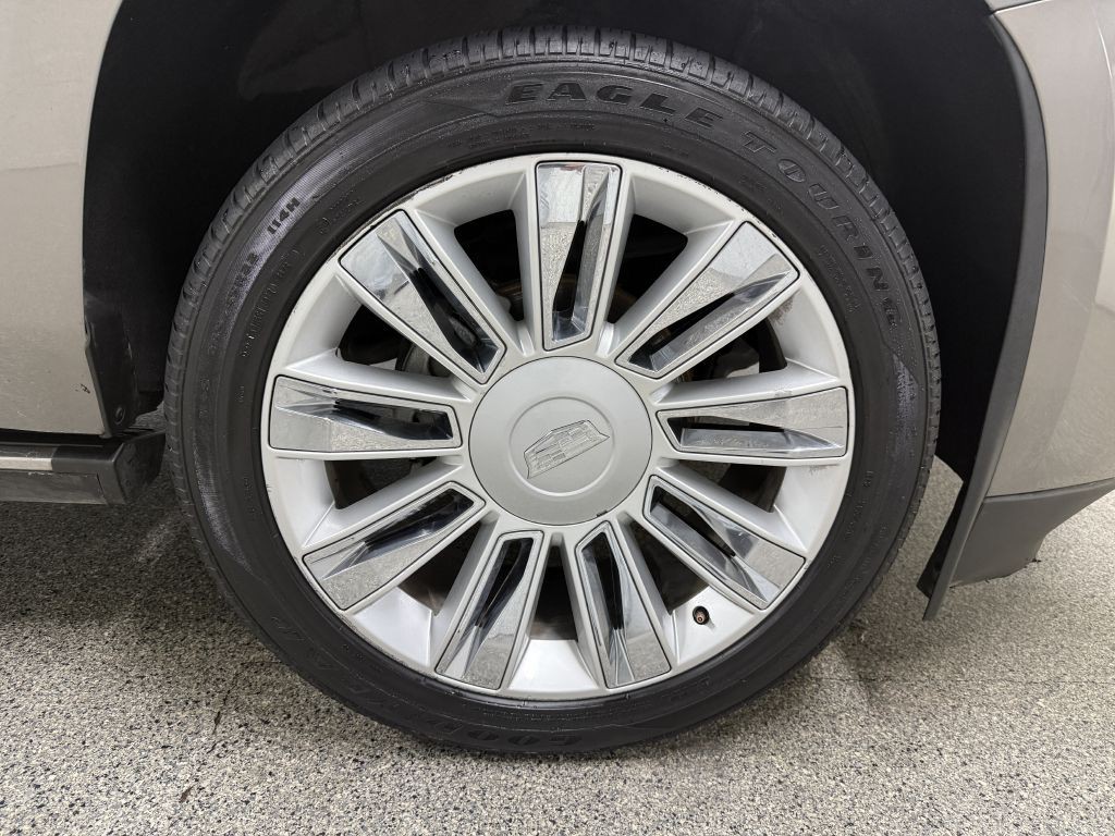 2018 Cadillac Escalade Image 47