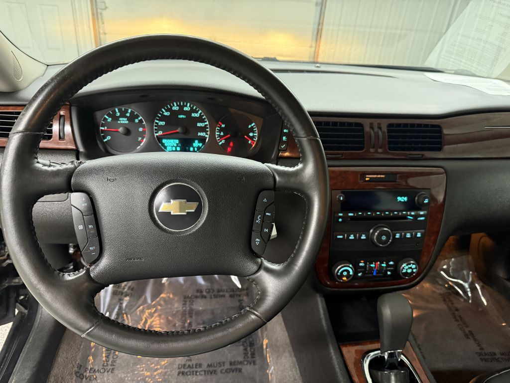 2009 Chevrolet Impala Image 13