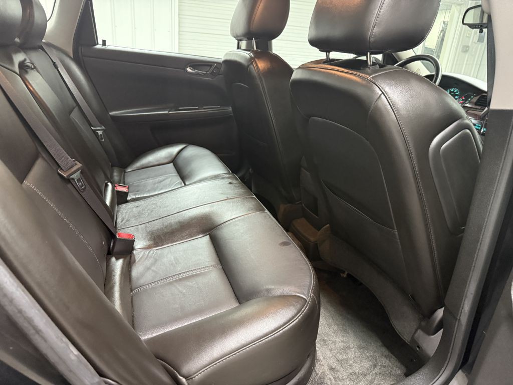2009 Chevrolet Impala Image 25