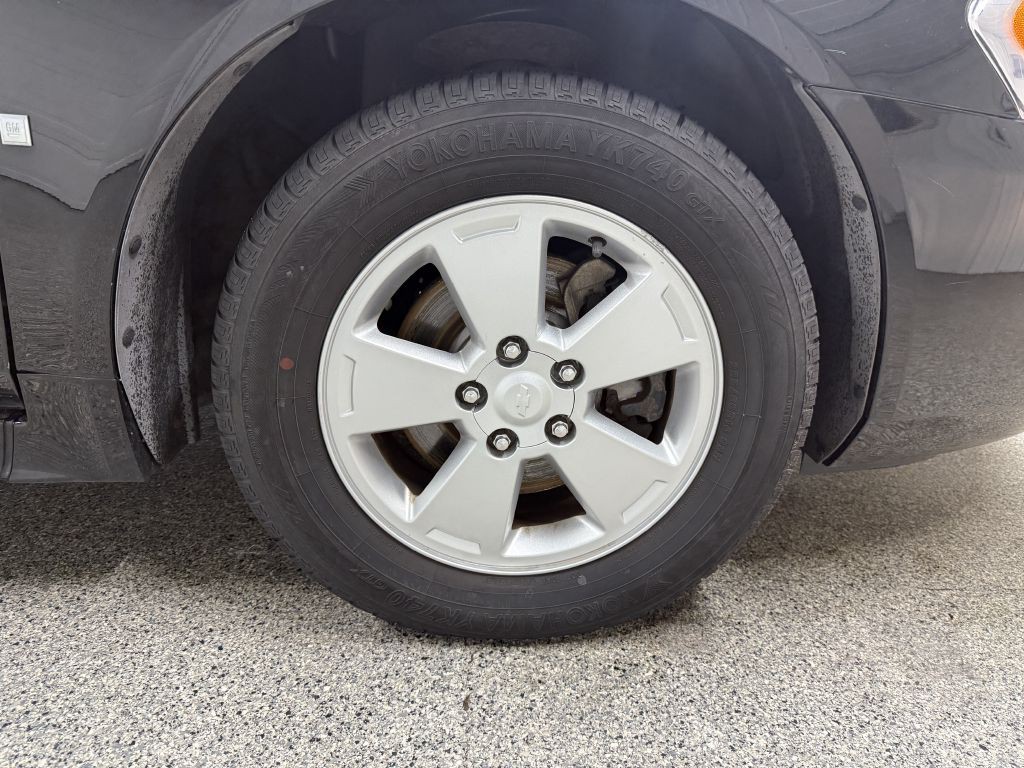 2009 Chevrolet Impala Image 32