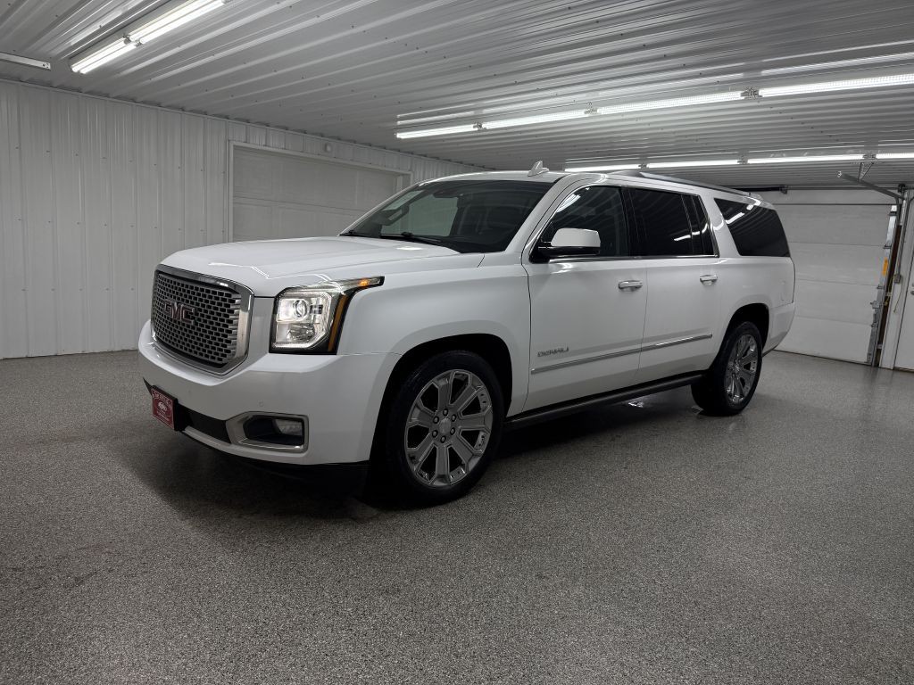 2015 GMC Yukon Image 3