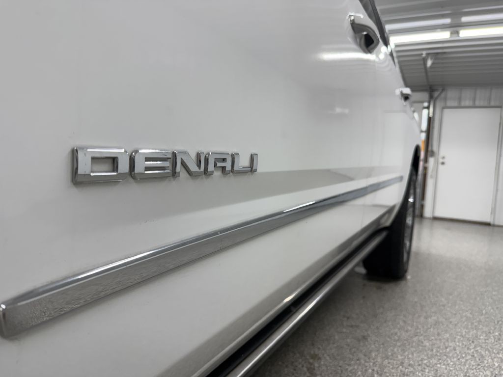 2015 GMC Yukon Image 8