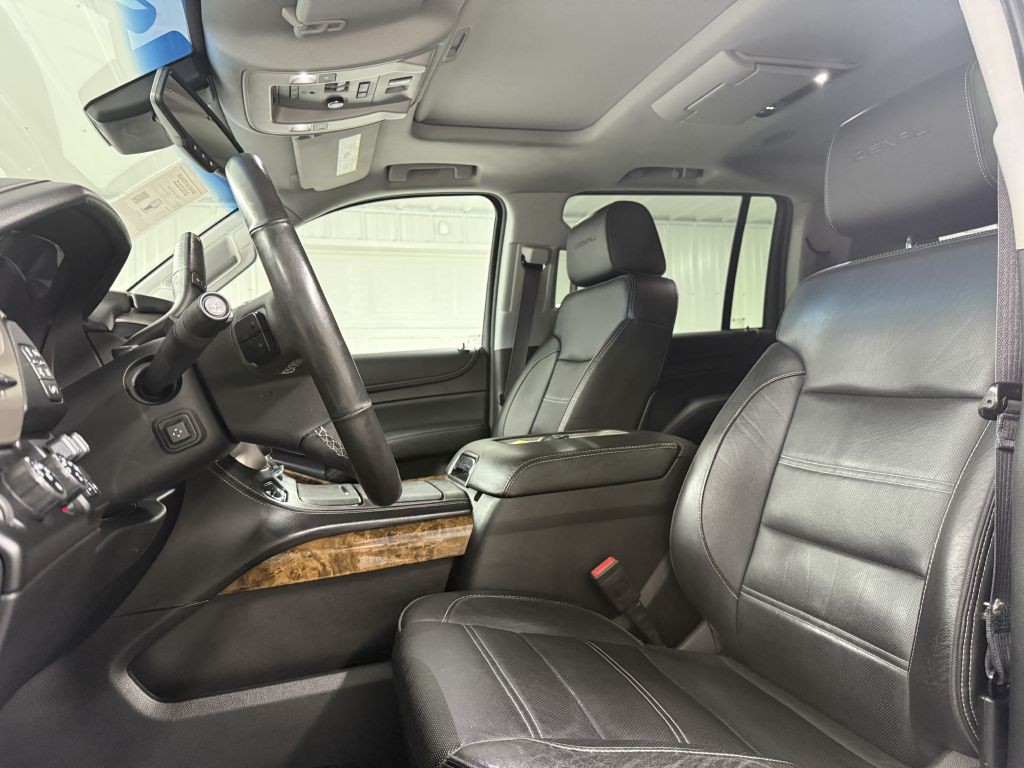 2015 GMC Yukon Image 10