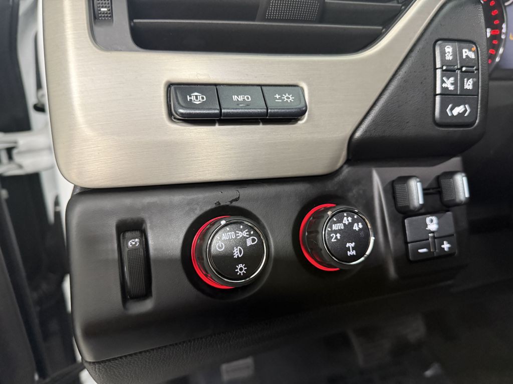 2015 GMC Yukon Image 12