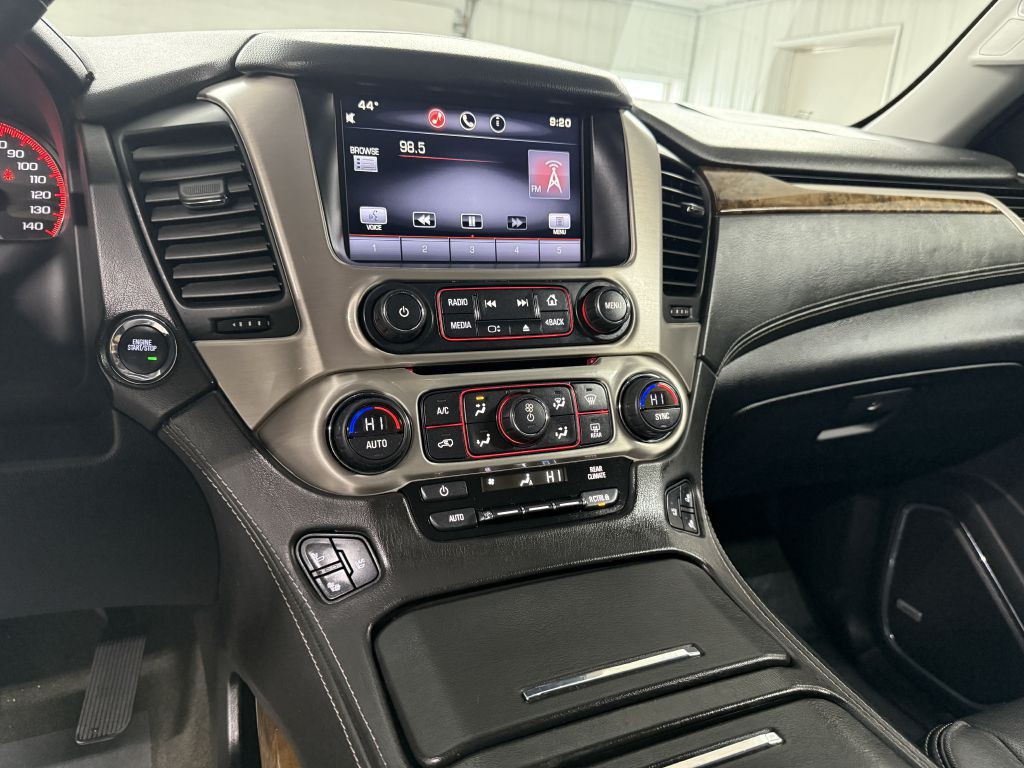 2015 GMC Yukon Image 17