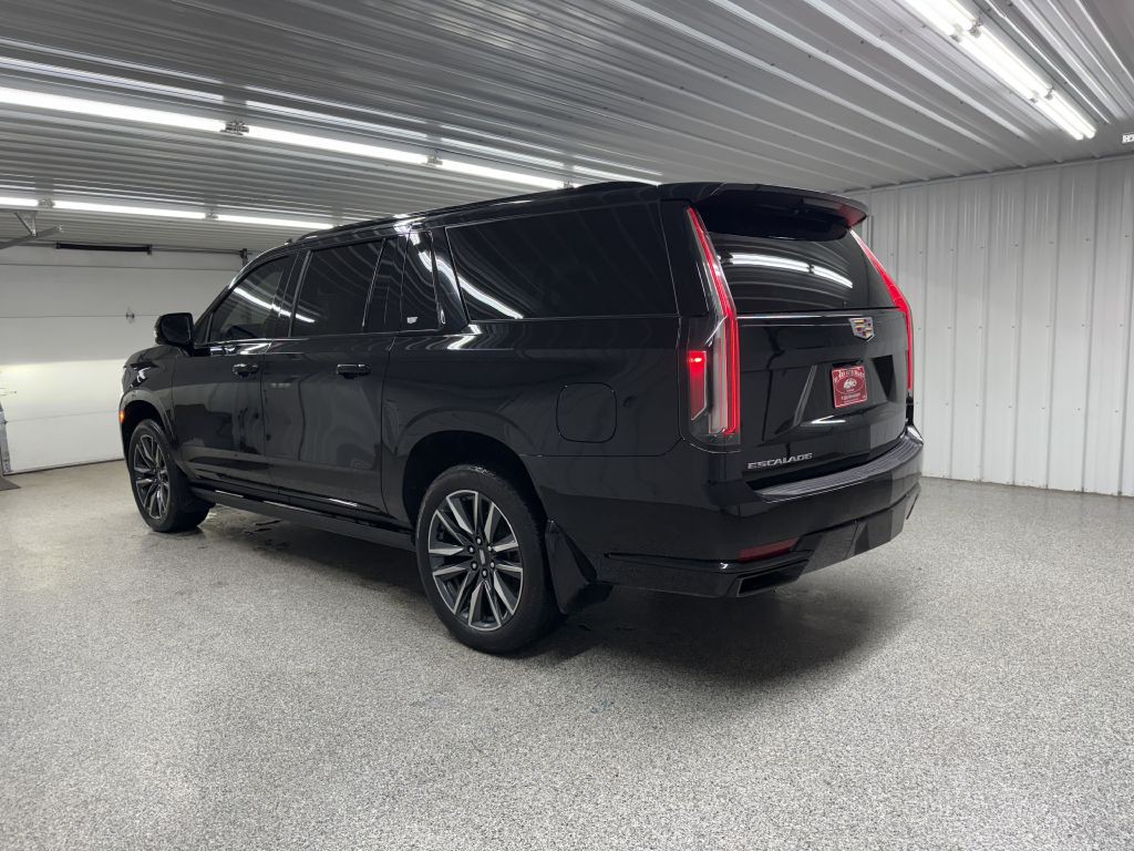 2021 Cadillac Escalade Image 4