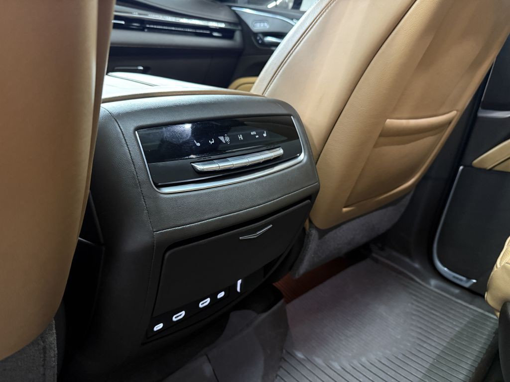 2021 Cadillac Escalade Image 27