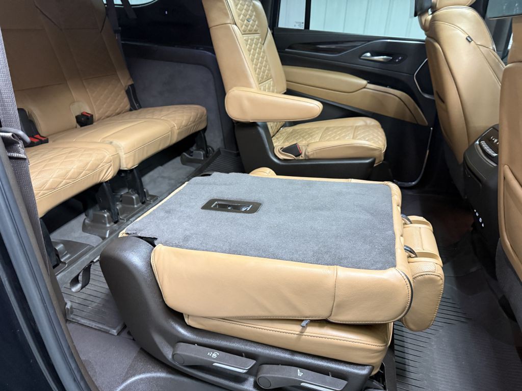 2021 Cadillac Escalade Image 37