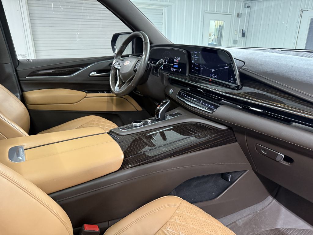 2021 Cadillac Escalade Image 42