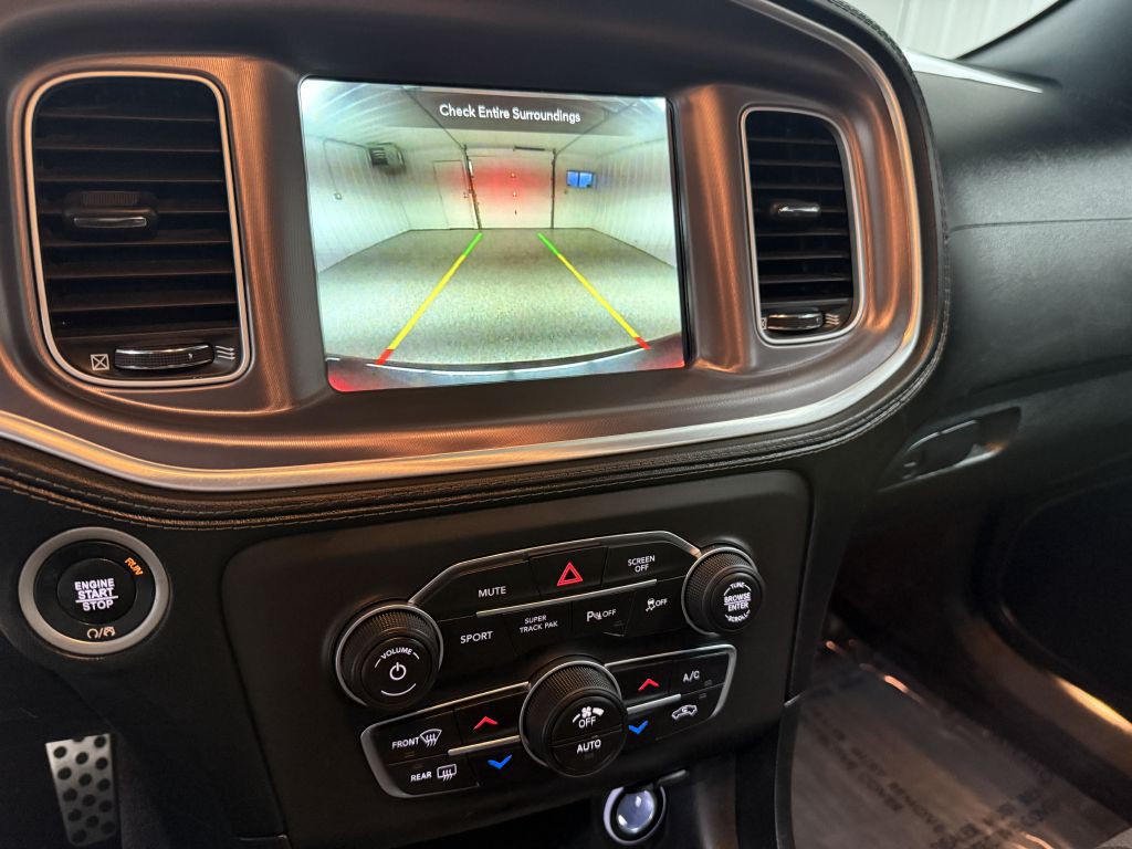 2021 Dodge Charger Image 18