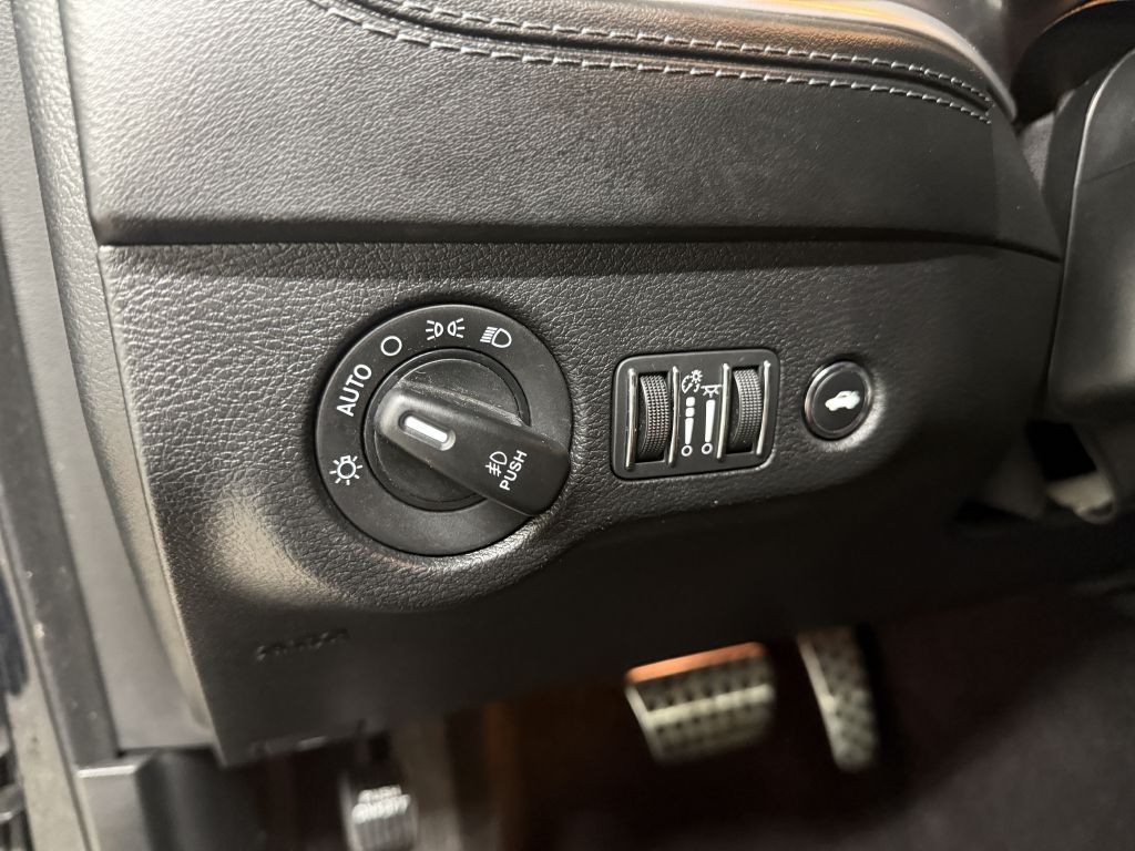 2021 Dodge Charger Image 22