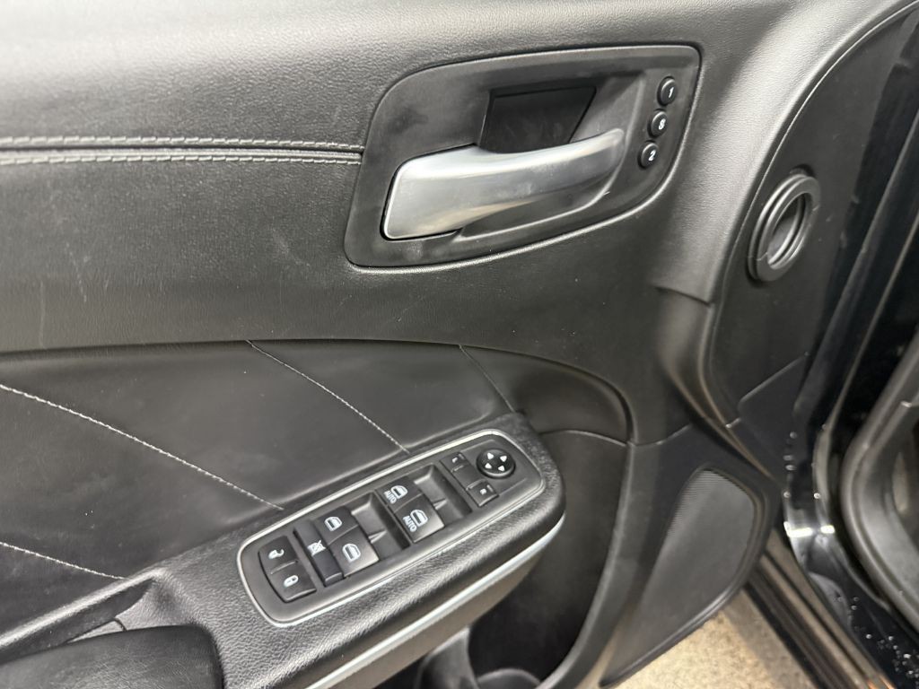 2021 Dodge Charger Image 24