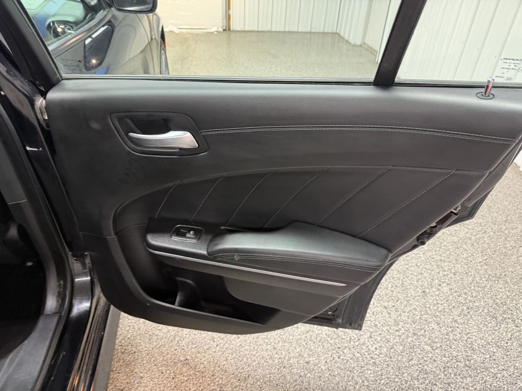 2021 Dodge Charger Image 30