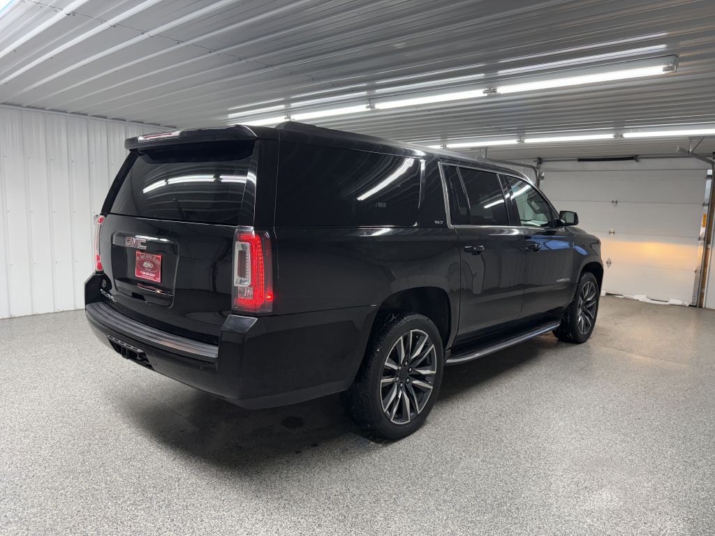 2020 GMC Yukon Image 6