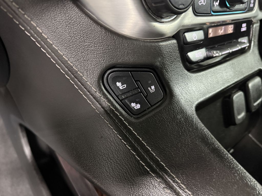 2020 GMC Yukon Image 16