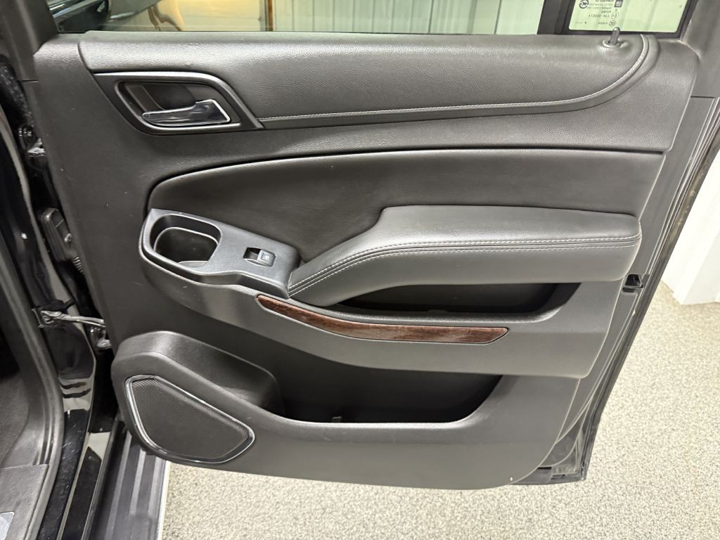 2020 GMC Yukon Image 35