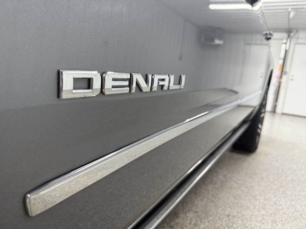 2018 GMC Yukon Image 8