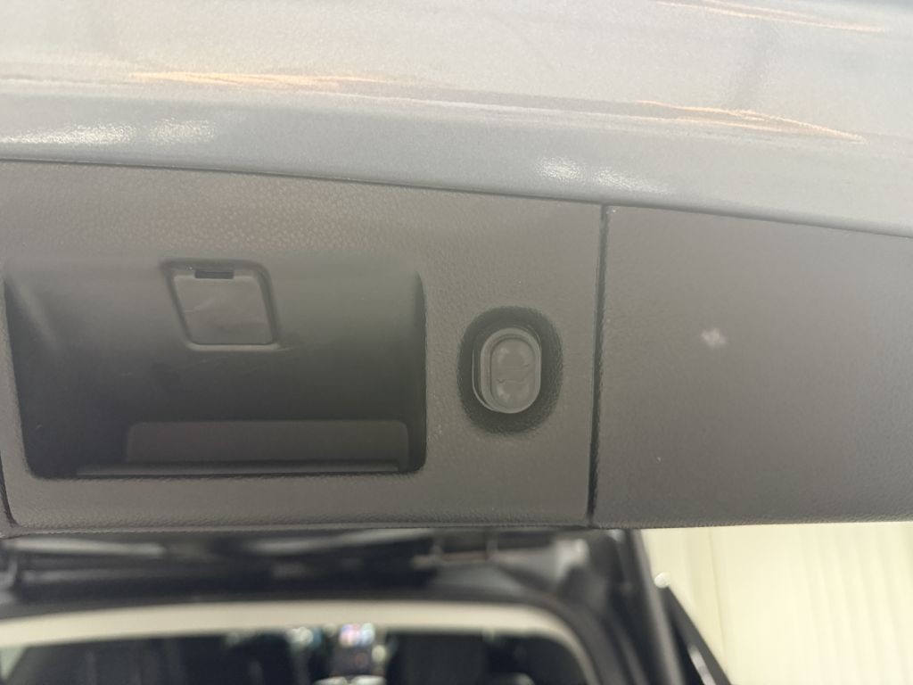 2018 GMC Yukon Image 38