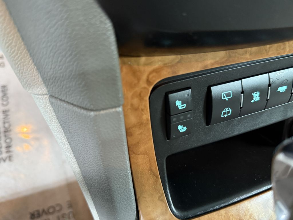 2008 Buick Enclave Image 17