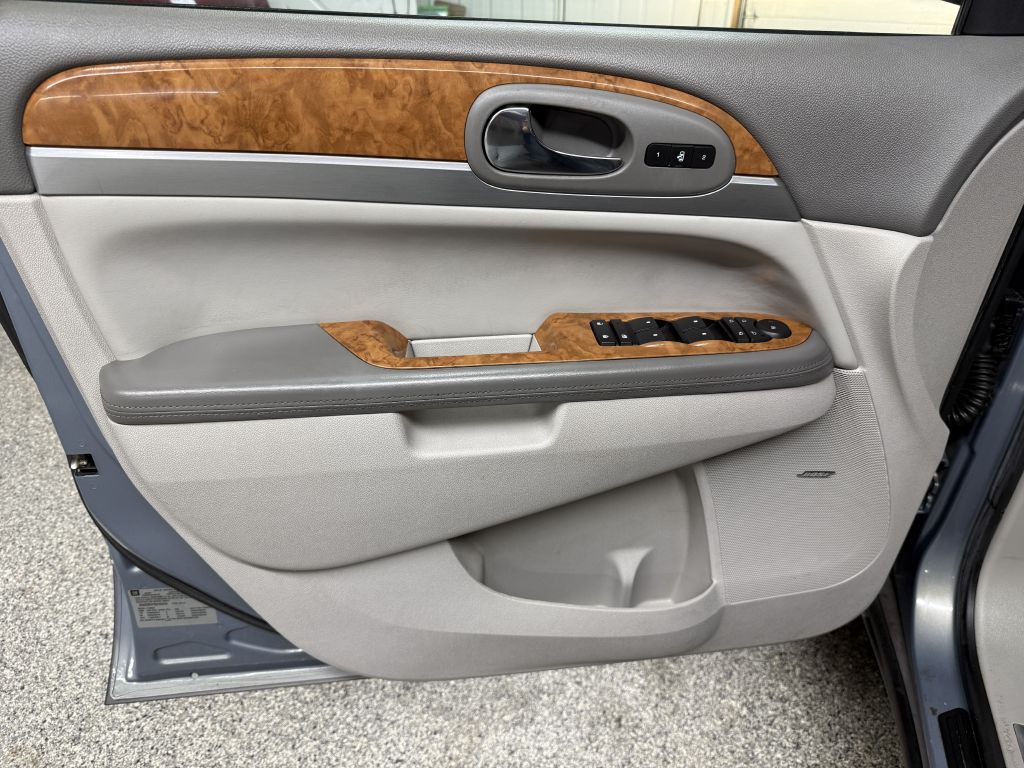 2008 Buick Enclave Image 21