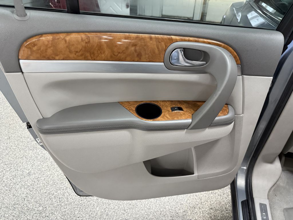 2008 Buick Enclave Image 29