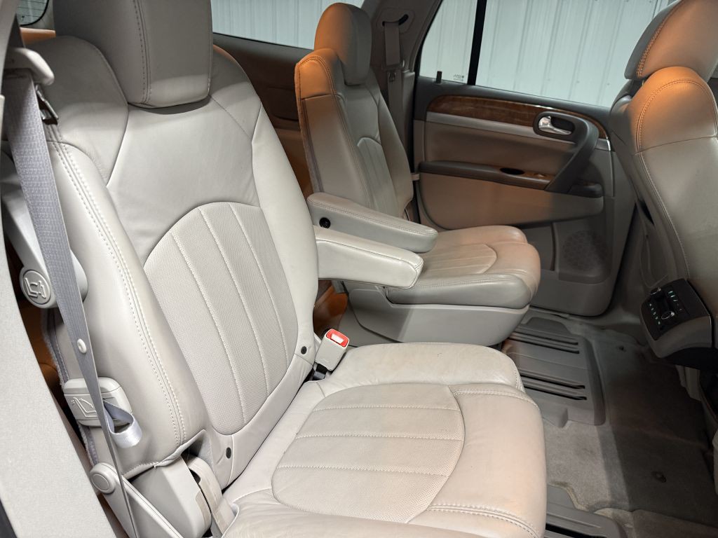 2008 Buick Enclave Image 33
