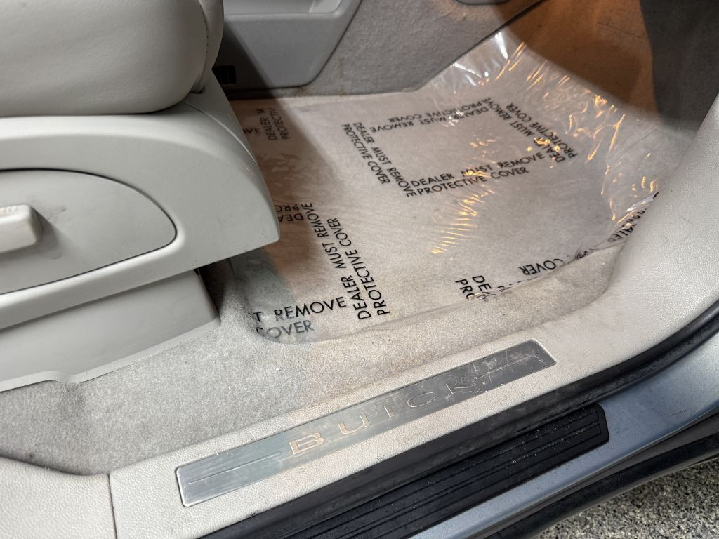 2008 Buick Enclave Image 38