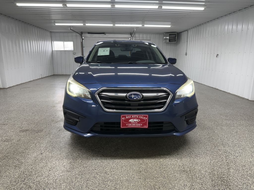 2019 Subaru Legacy Image 2
