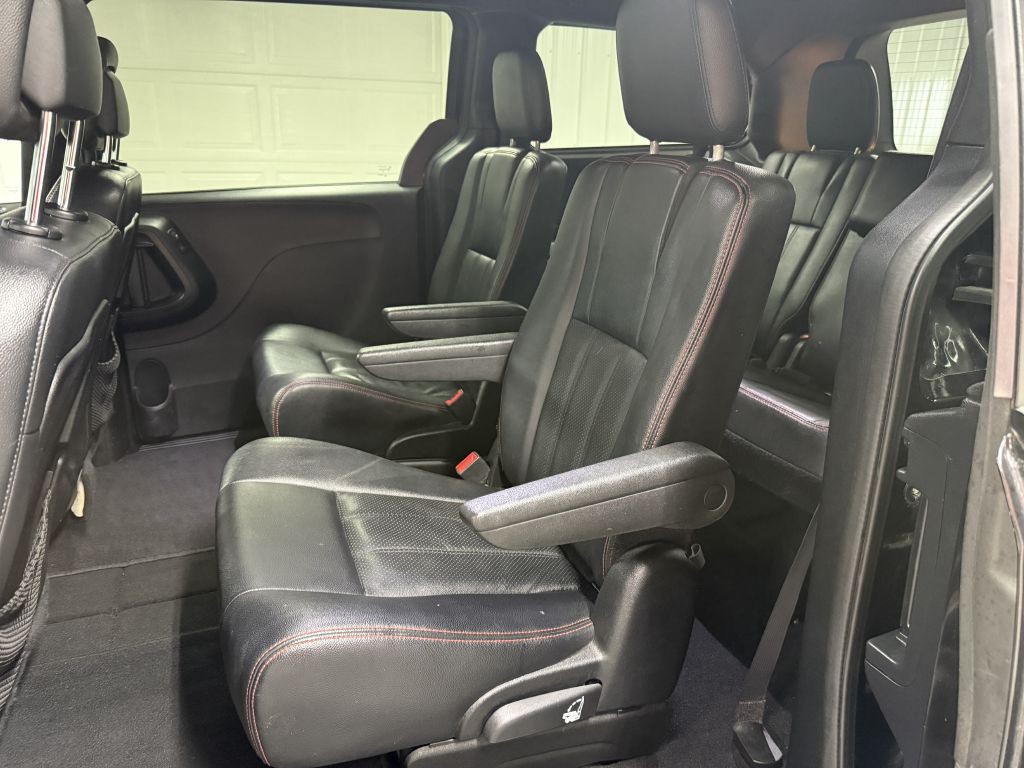 2016 Dodge Grand Caravan Image 23