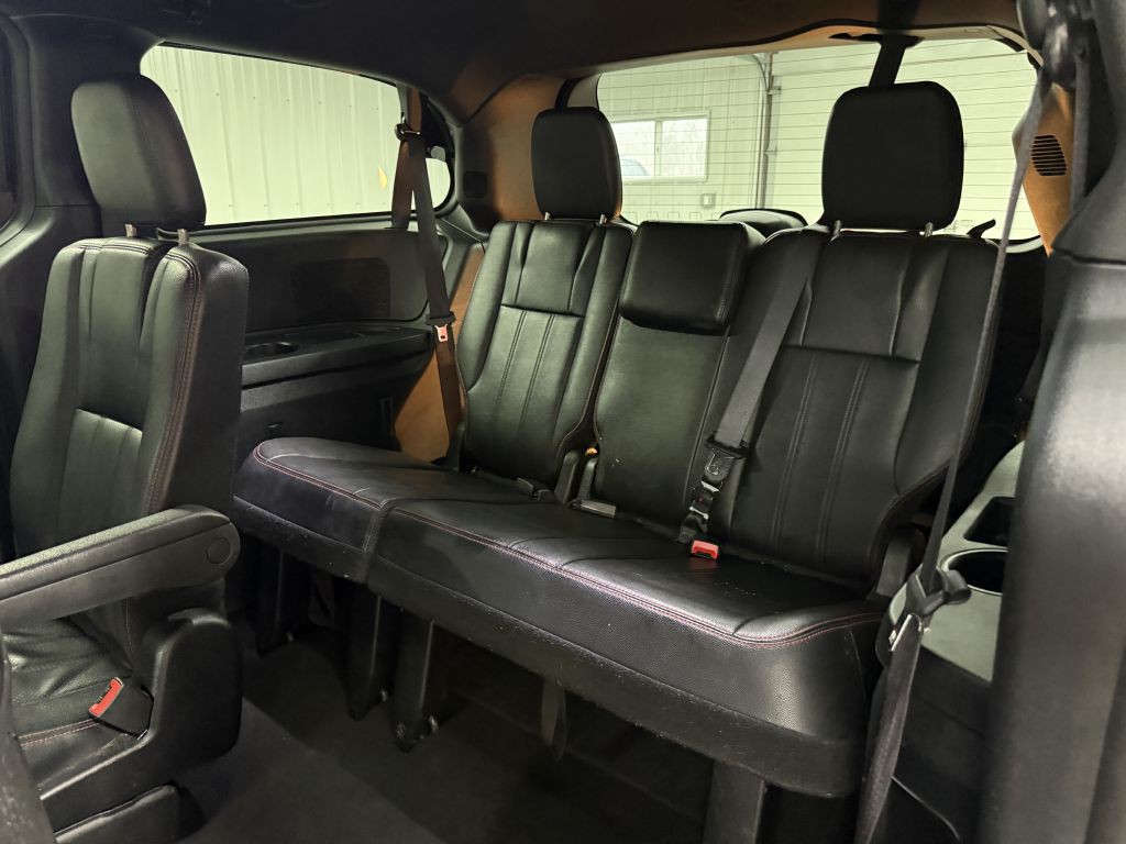 2016 Dodge Grand Caravan Image 24
