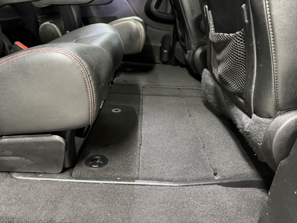 2016 Dodge Grand Caravan Image 32