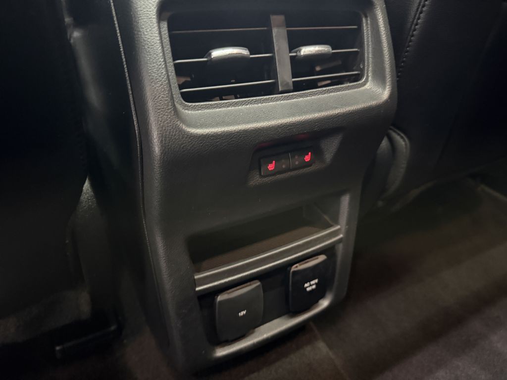 2020 Ford Edge Image 26