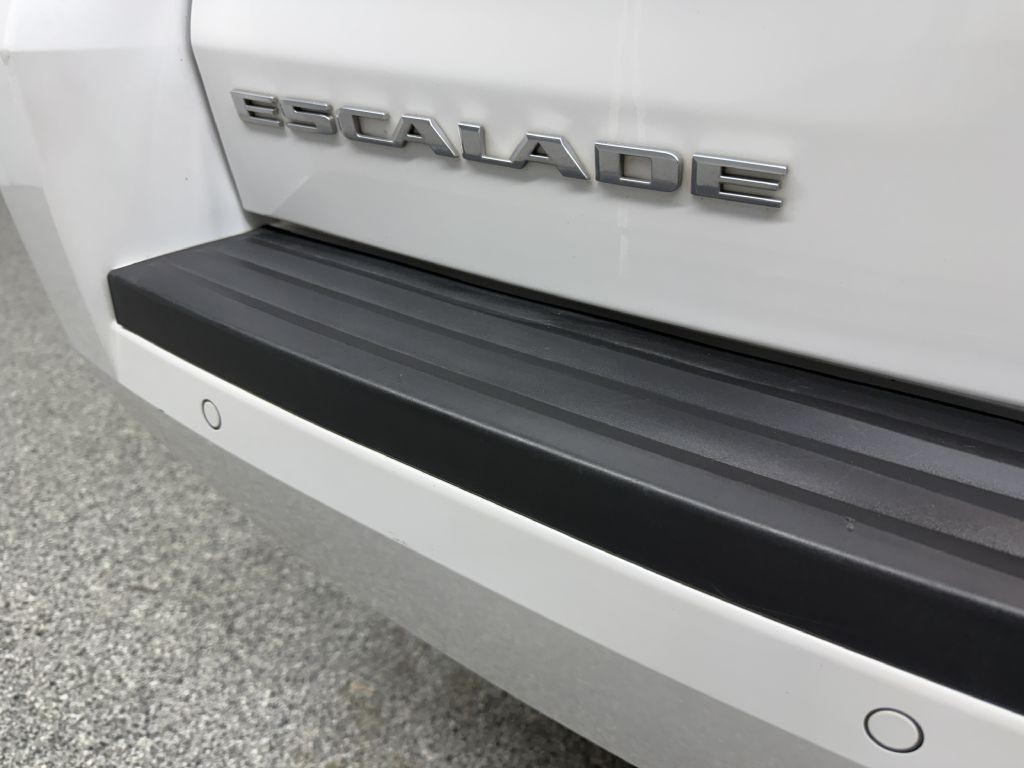 2016 Cadillac Escalade Image 7